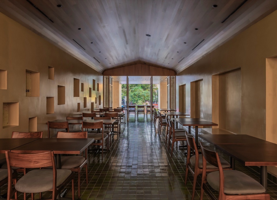 pct31 interior dining morico