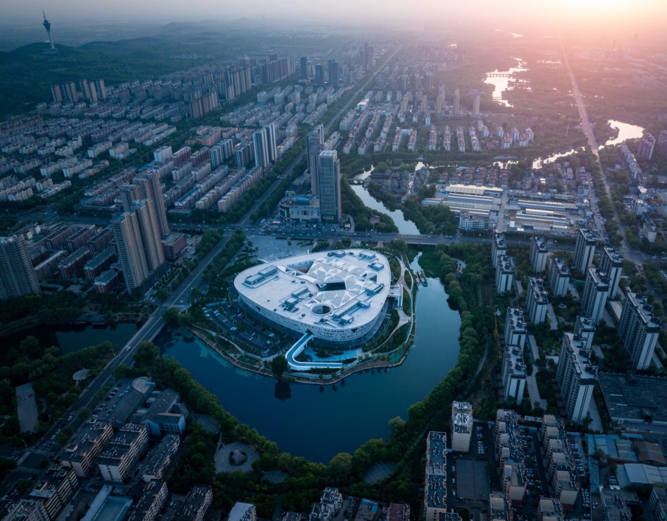 桃都日落 版权：中国建筑设计研究院有限公司品筑工作室 feicheng civiv center