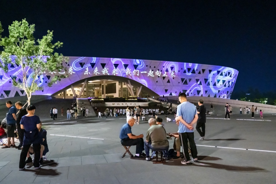 灯光秀 夜生活 版权：中国建筑设计研究院有限公司品筑工作室 feicheng civiv center