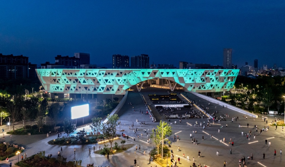 网红地 人气旺 版权：中国建筑设计研究院有限公司品筑工作室 feicheng civiv center