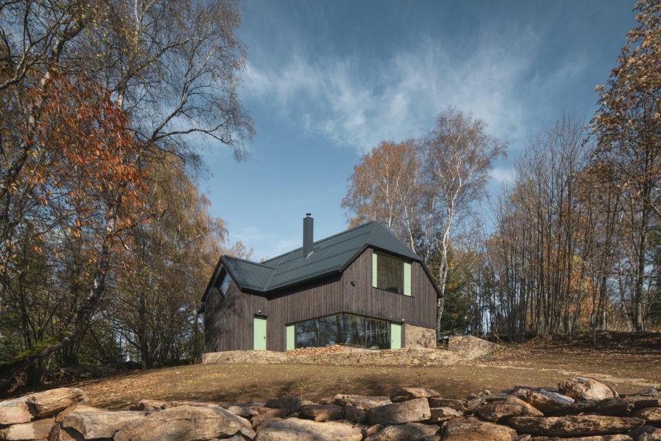 Cottage in sumava by Marketa Cajthamlova Architektonicka projekcni kancelar