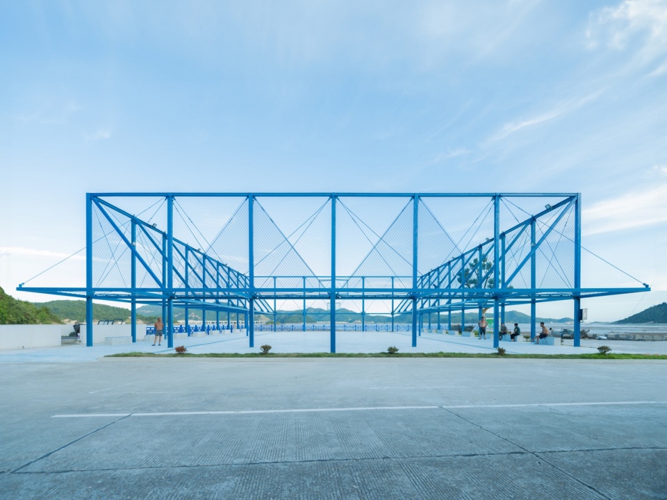 blue court by found projects atelier noirs