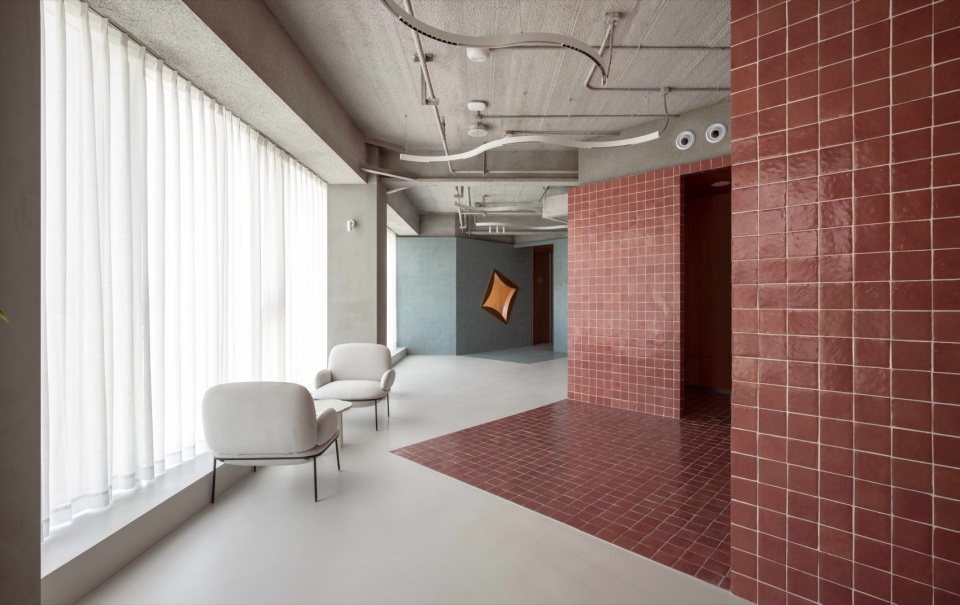 half.half .photographya clinic by studio yo u