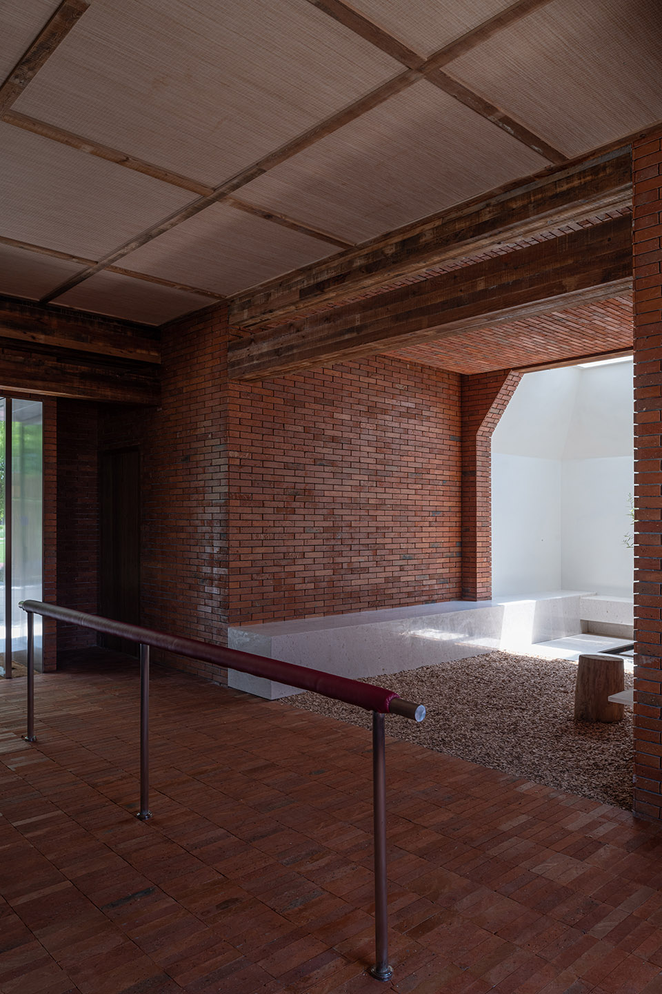 new zhenjiang shanghai xiao long bao concept store by fg studio