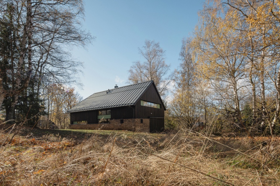 Cottage in sumava by Marketa Cajthamlova Architektonicka projekcni kancelar