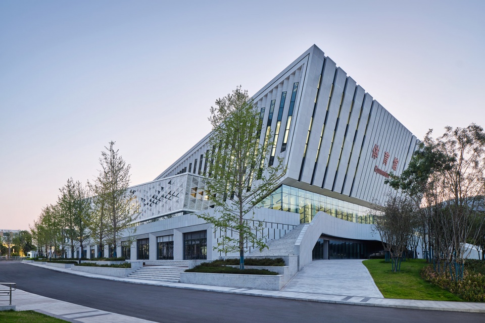 comprehensive ym of yibin campus of chengdu international school by tjad