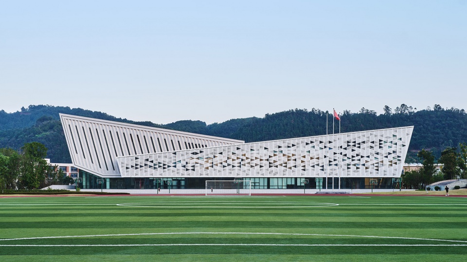 comprehensive ym of yibin campus of chengdu international school by tjad