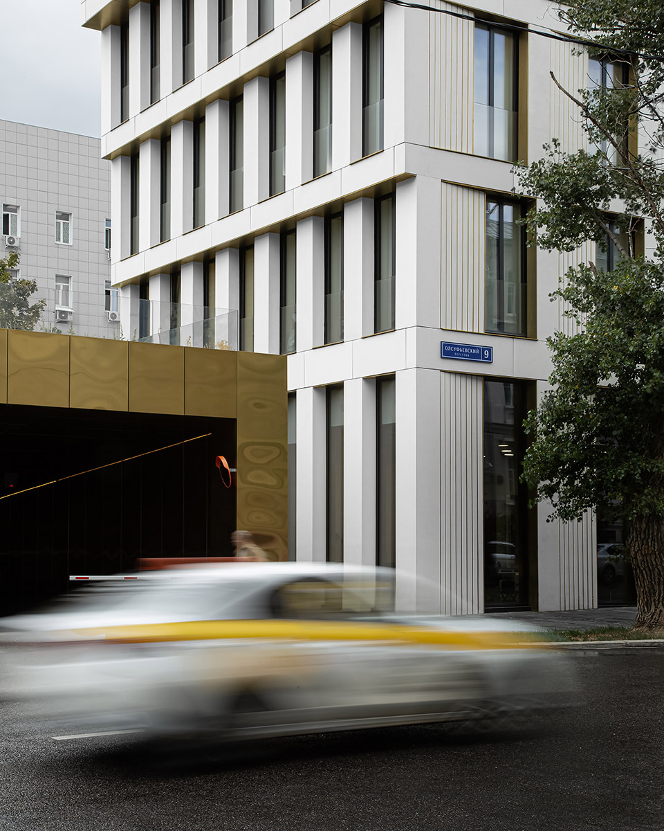white khamovniki by tsimailo lyashenko and partners