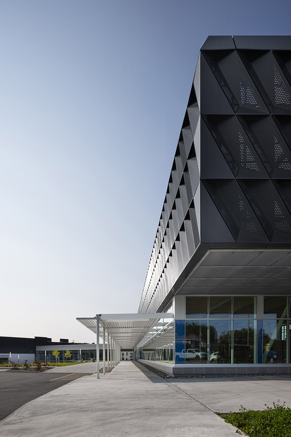 the saint georges multisport complex by abcp architecture