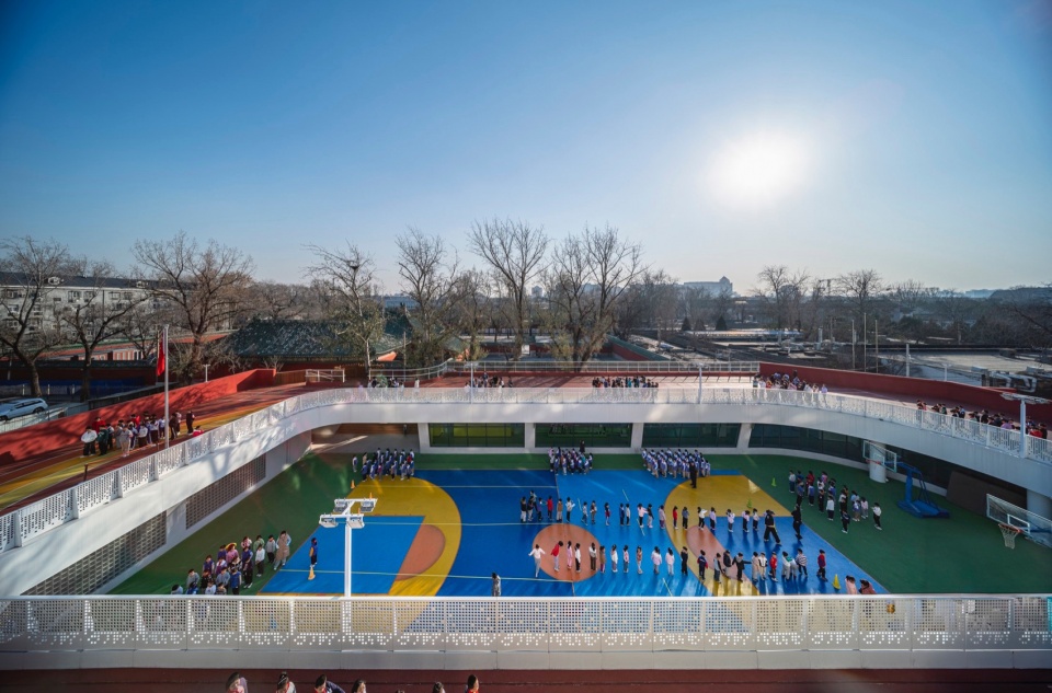 Beijing New Century Experimental Primary School Renovation Design by URBANUS