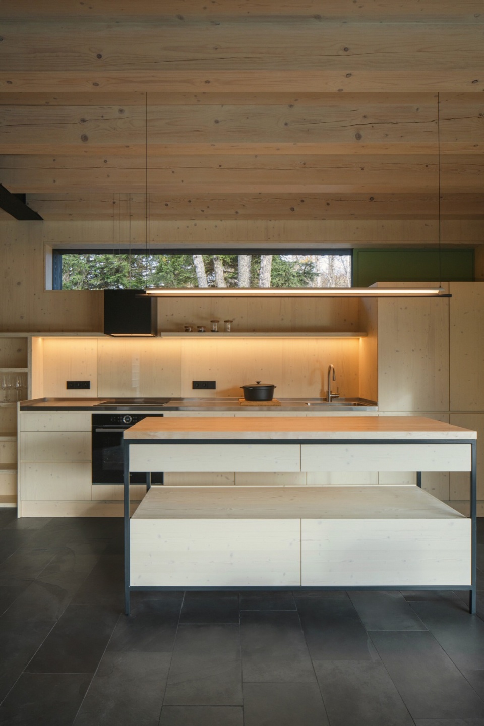 Cottage in sumava by Marketa Cajthamlova Architektonicka projekcni kancelar