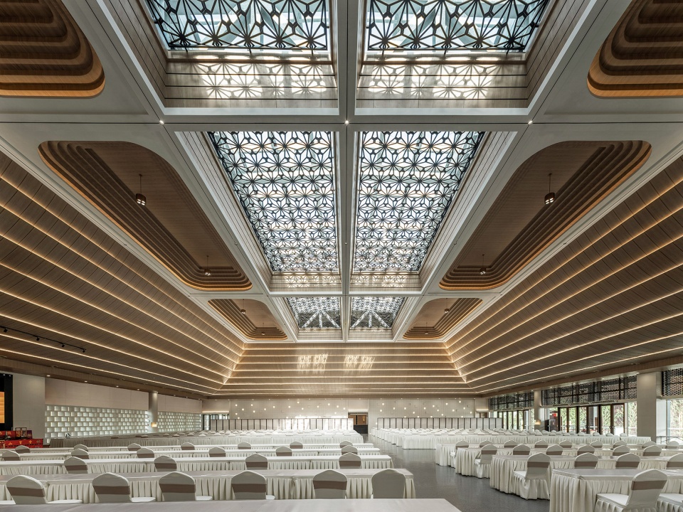 phase 2 of maitreya altar by hangzhou ouyuan architectural design