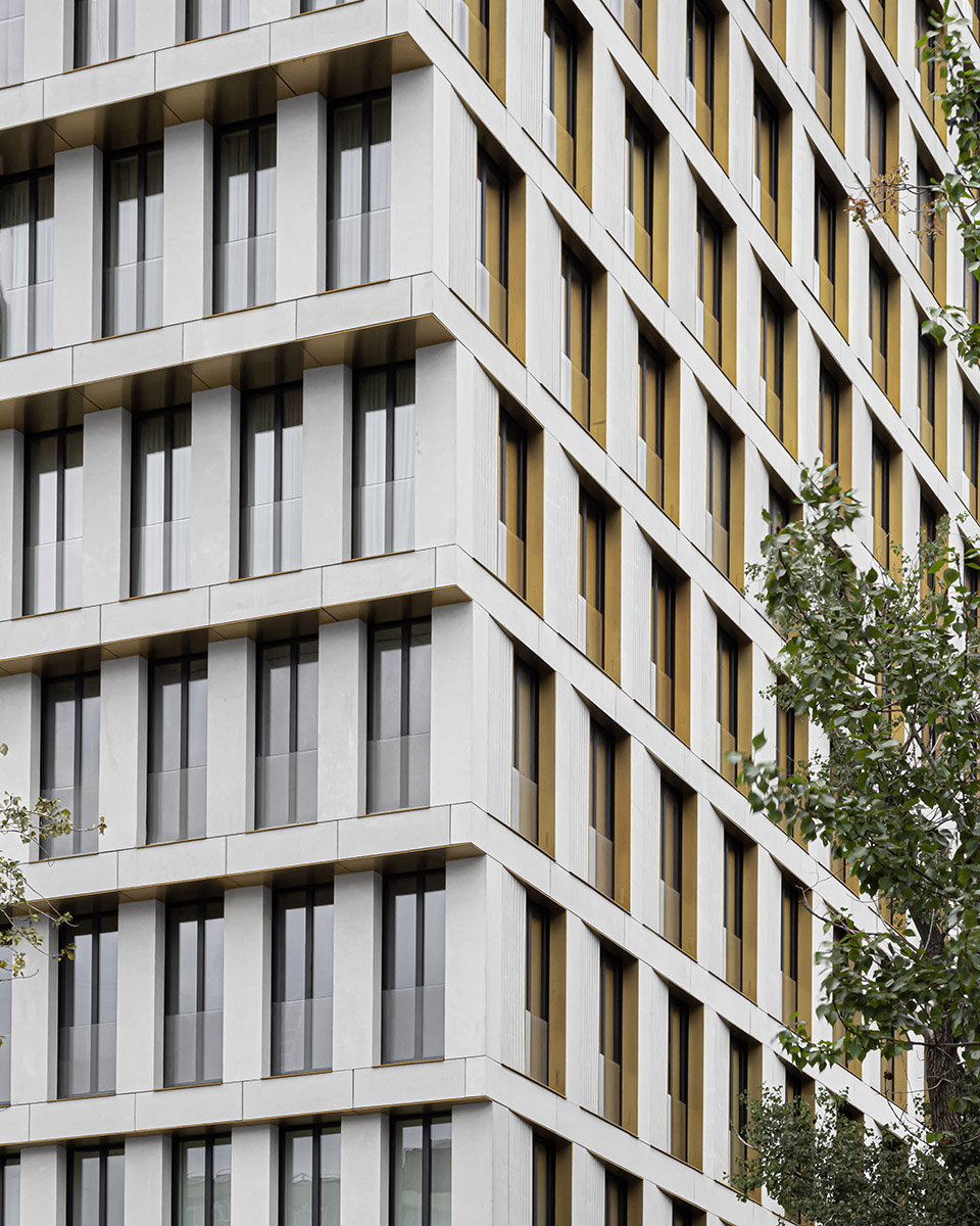 white khamovniki by tsimailo lyashenko and partners