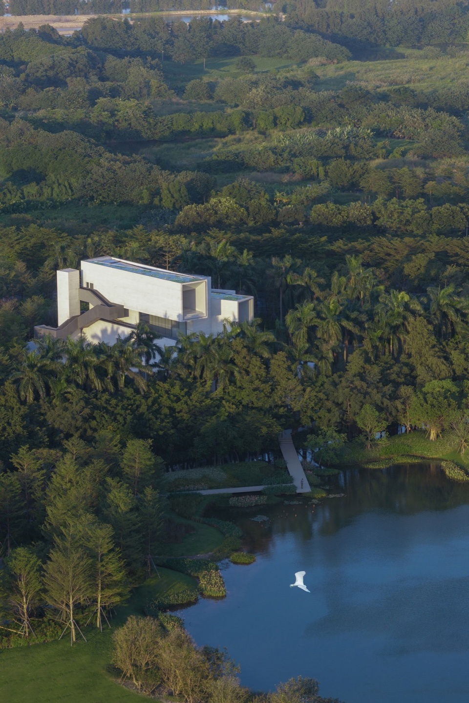 Shunde Yunlu Wetland Museum by Studio Link Arc