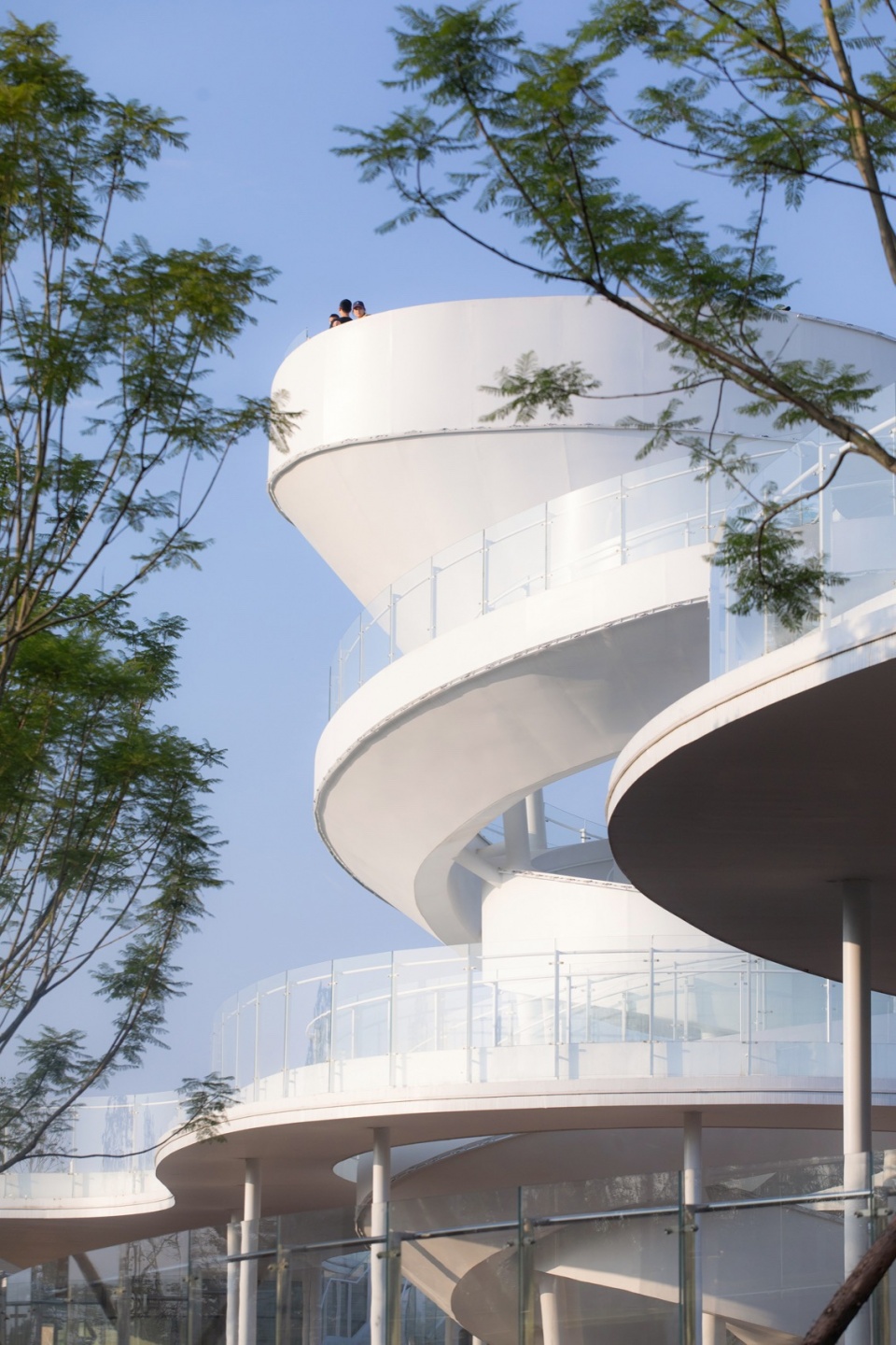 Lujiatan Wetland Park Commercial Service Center