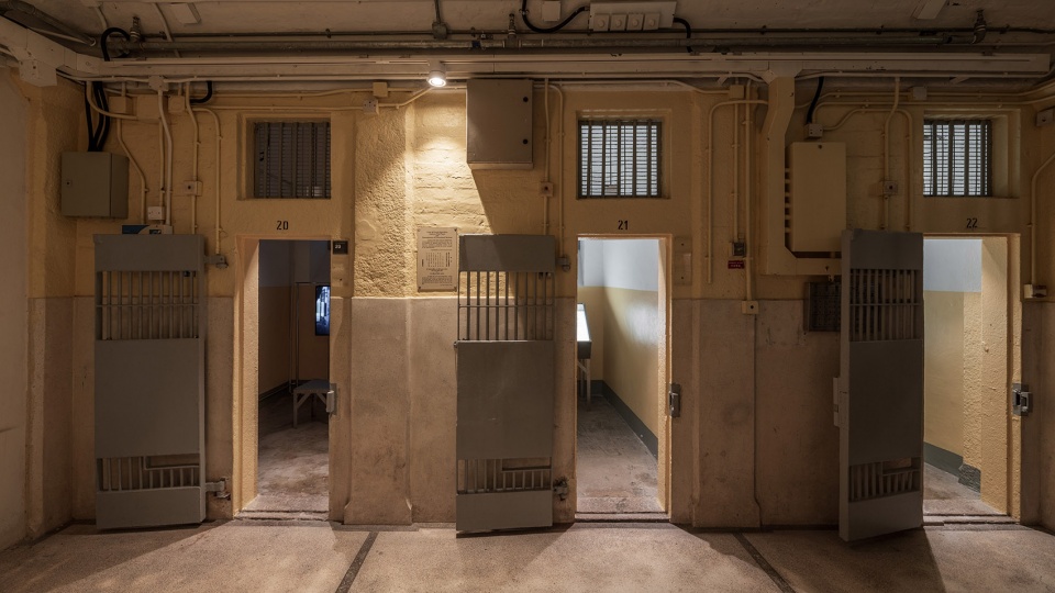 victoria prison b hall d hall by napp studio architects