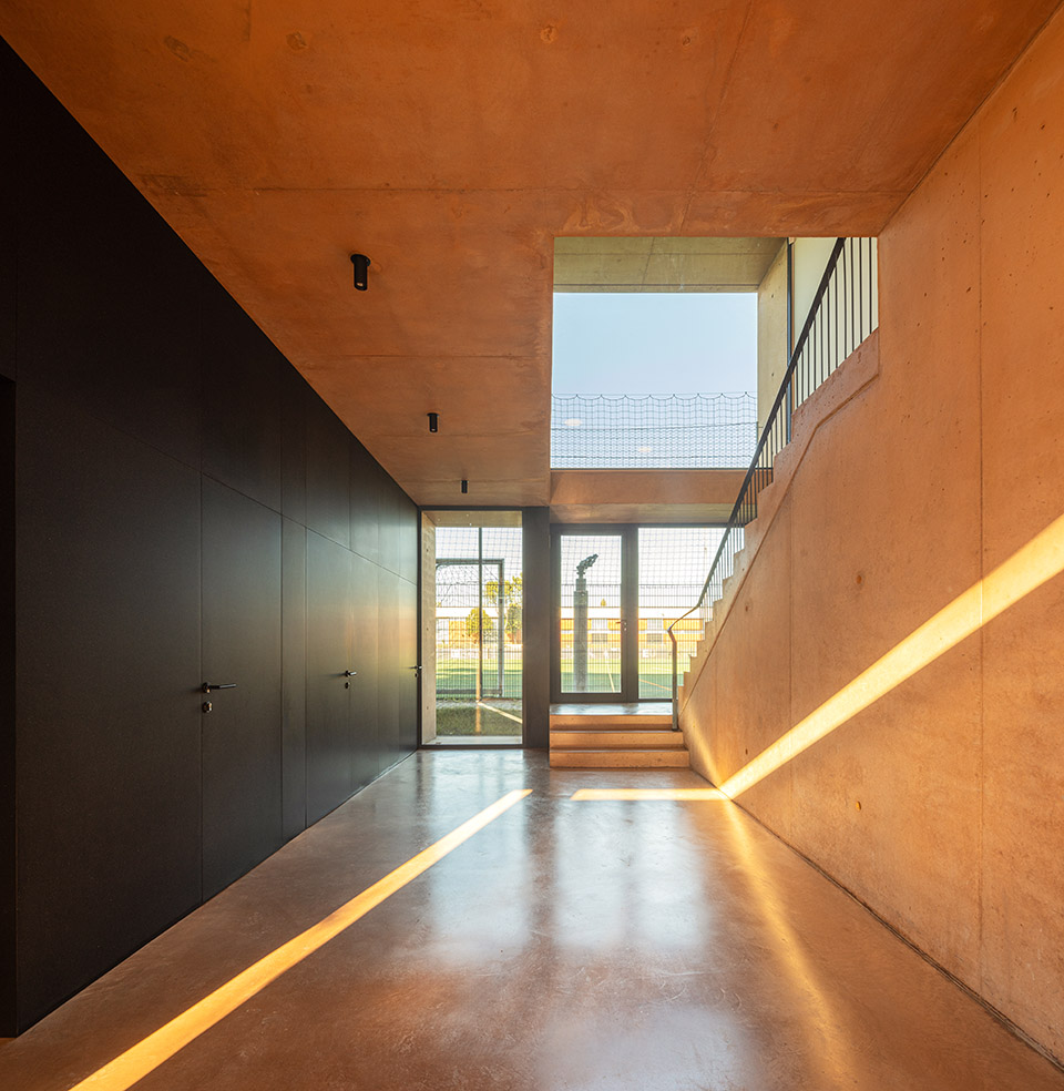 university stadium of porto by crea architects