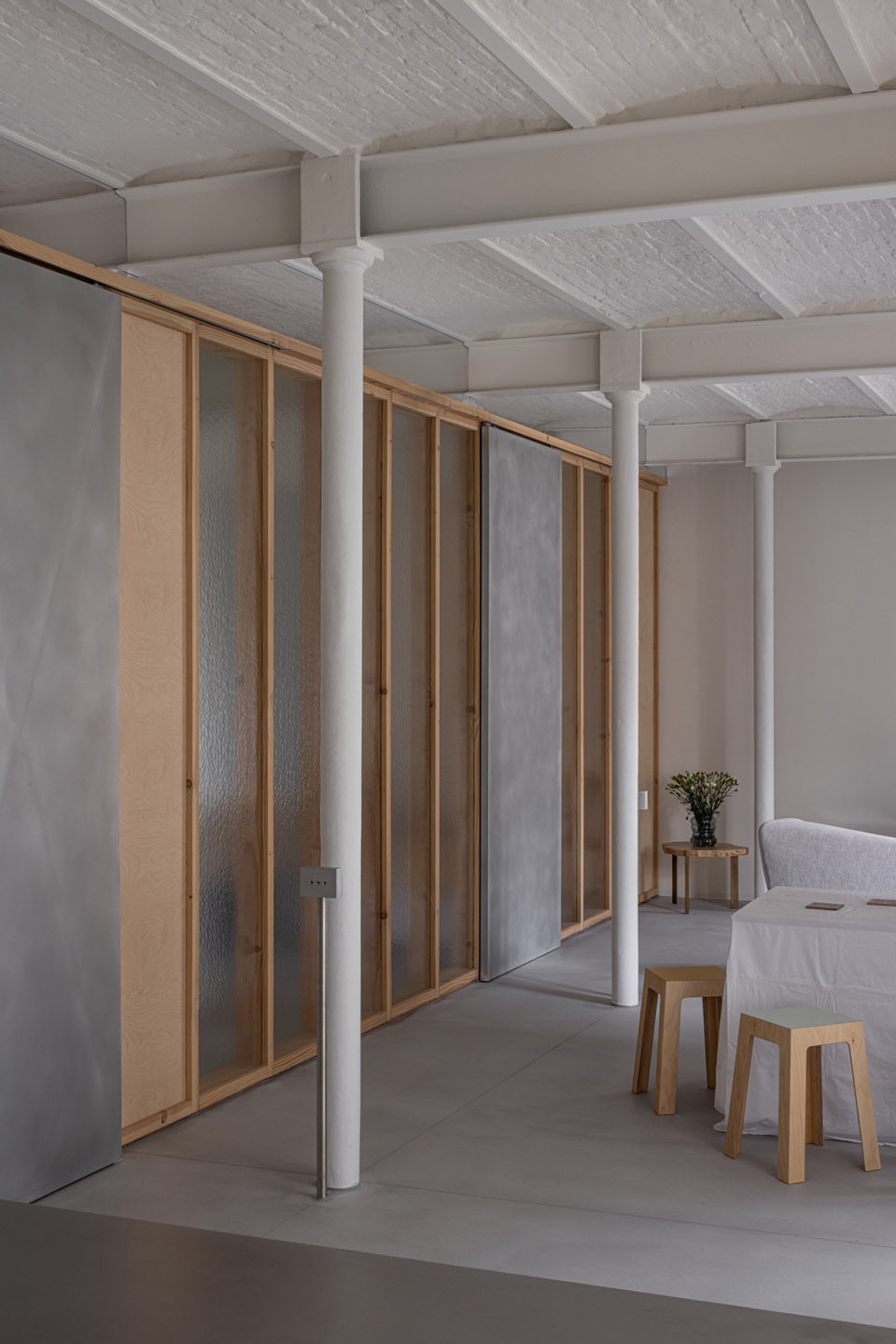 1902 by poesenvanhiel architects