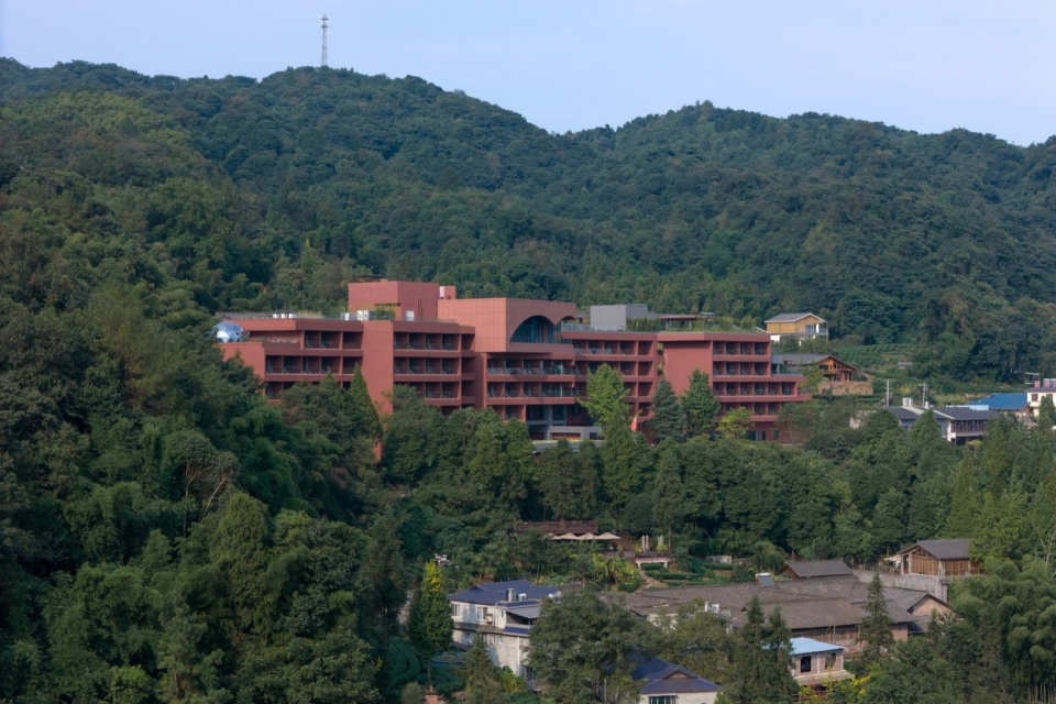 Danling Lao e Mountain Resort China by epos architecture