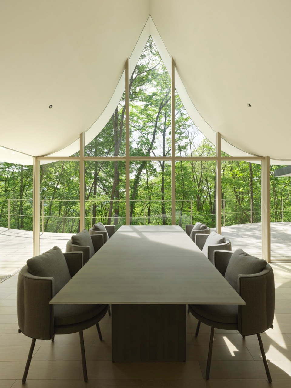 hand in hand house by nendo