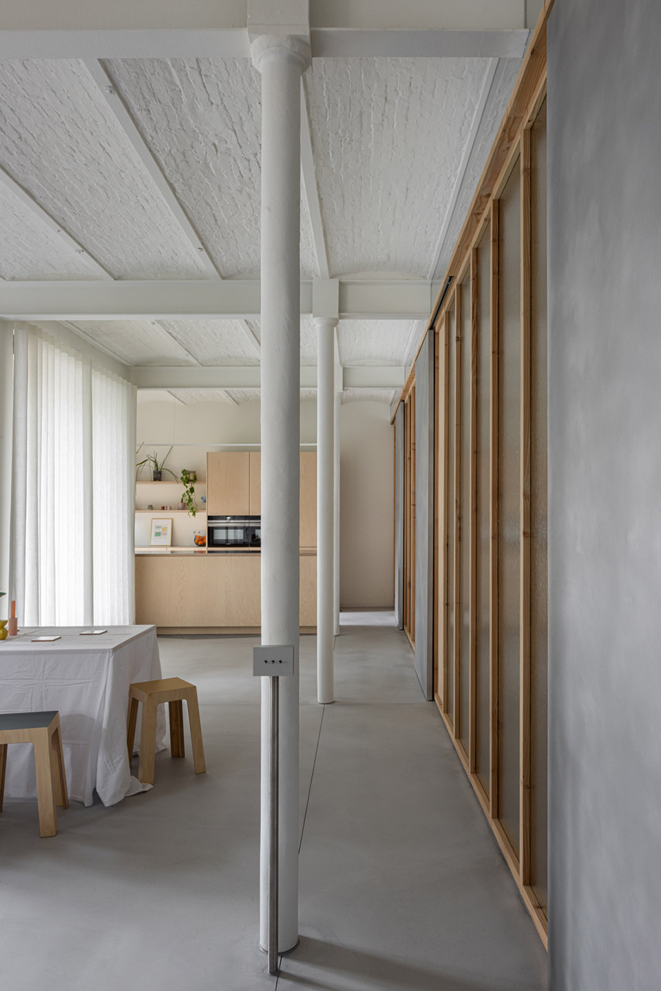 1902 by poesenvanhiel architects