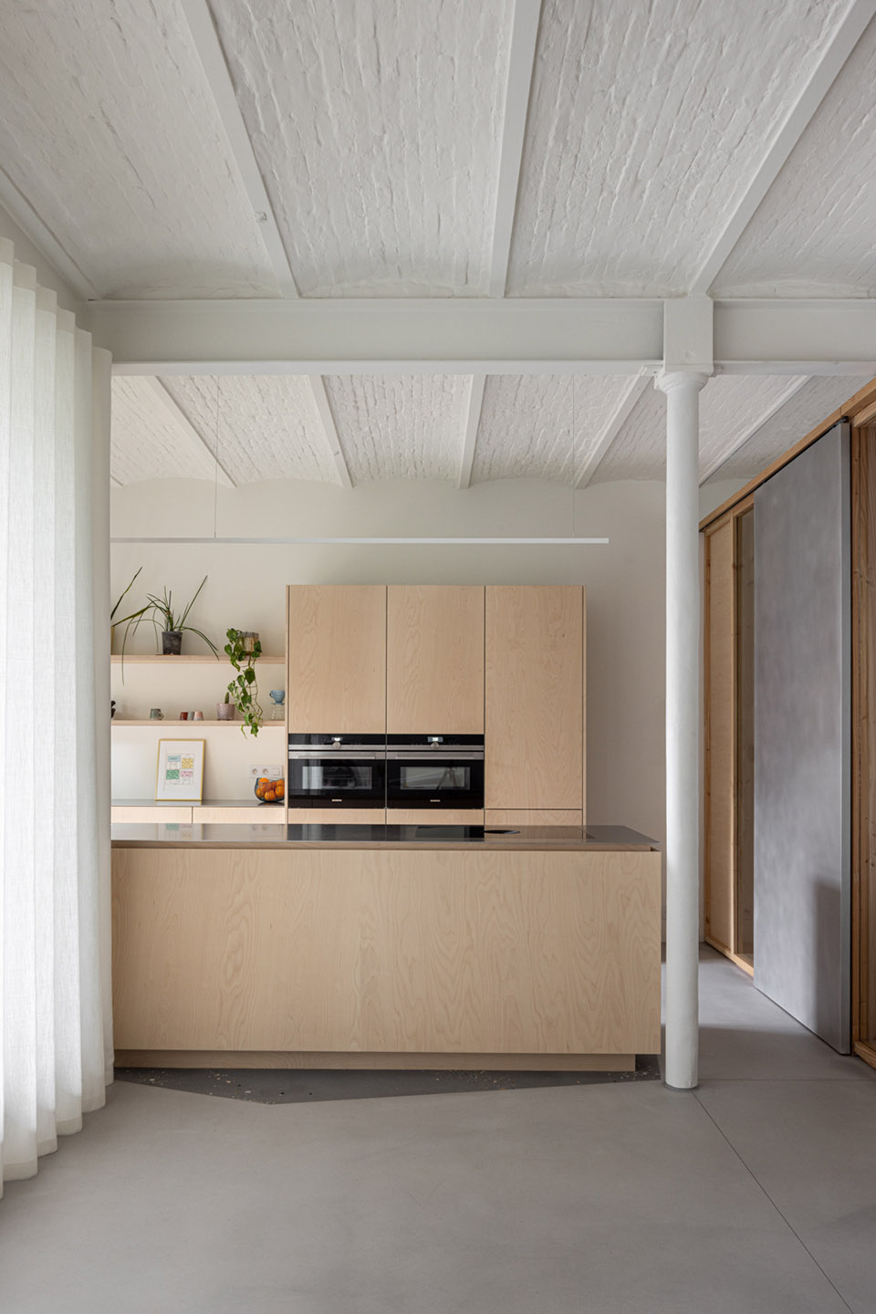 1902 by poesenvanhiel architects