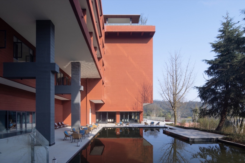 Danling Lao e Mountain Resort China by epos architecture