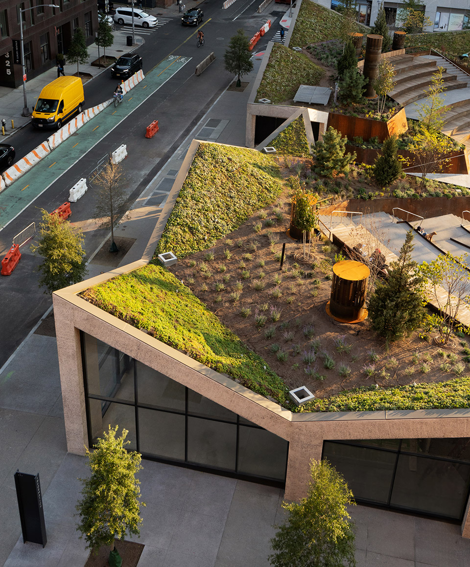 domino square by studio cadena