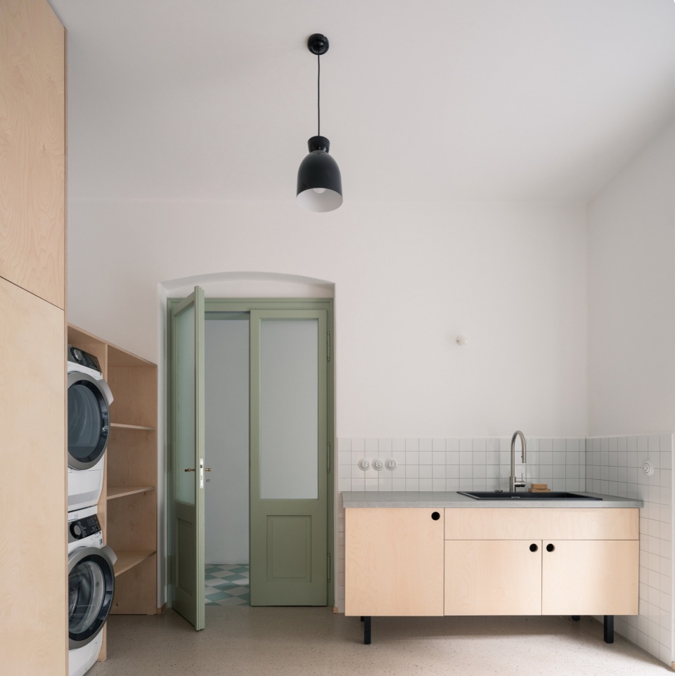 House in Kutna Hora by BYRO architekti