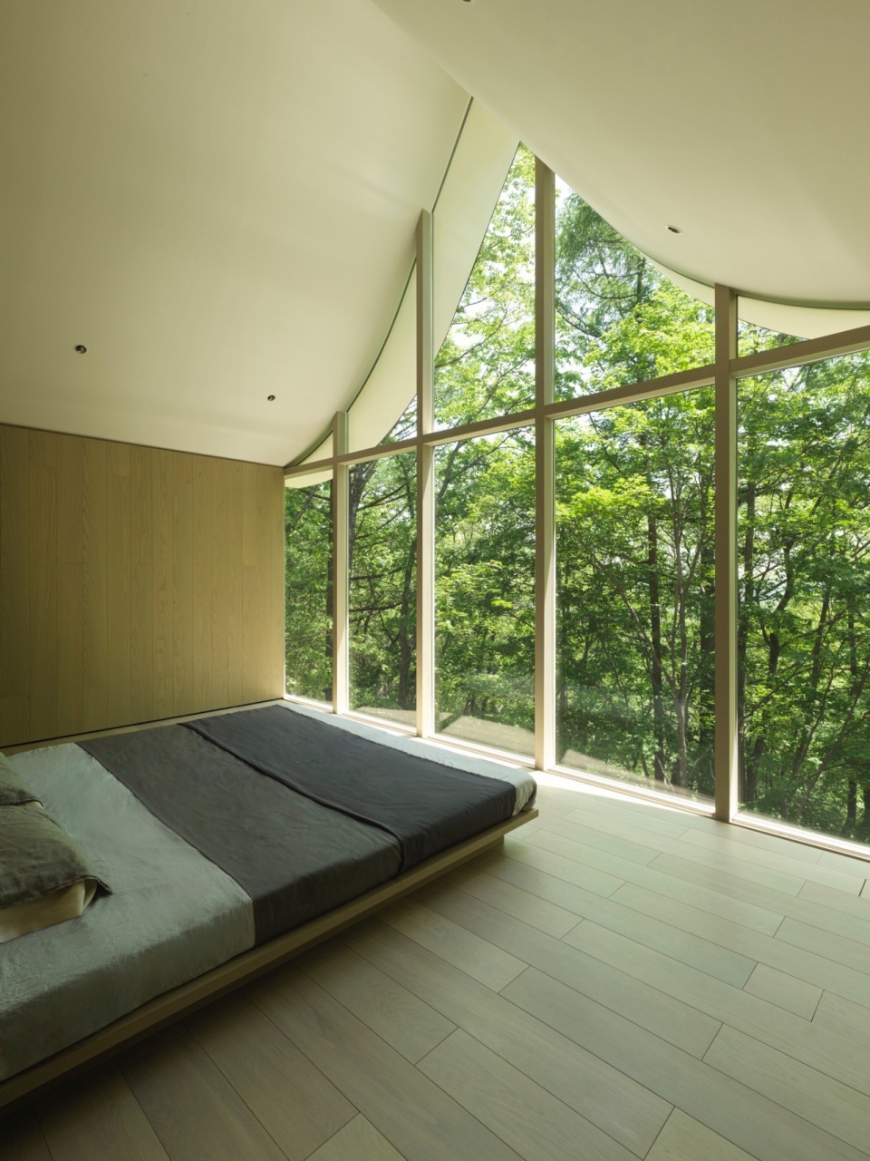hand in hand house by nendo