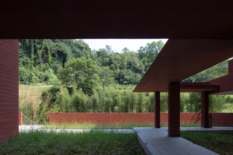 Danling Lao e Mountain Resort China by epos architecture