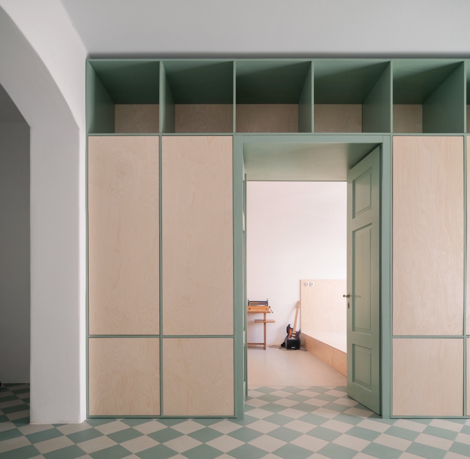 House in Kutna Hora by BYRO architekti