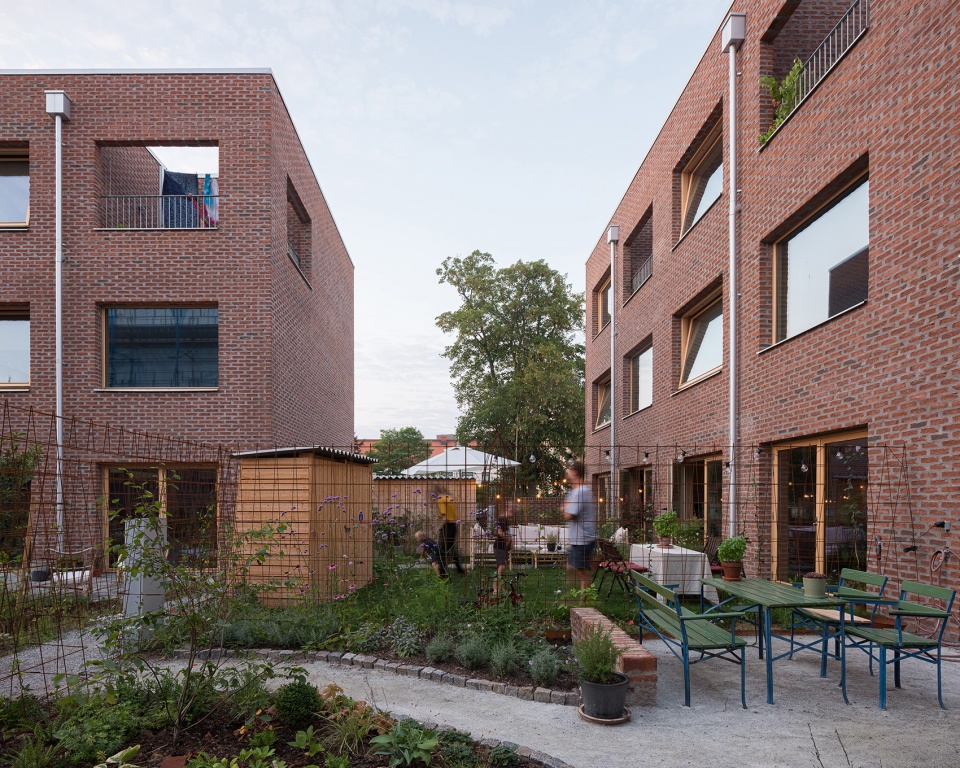 twelve houses by faf