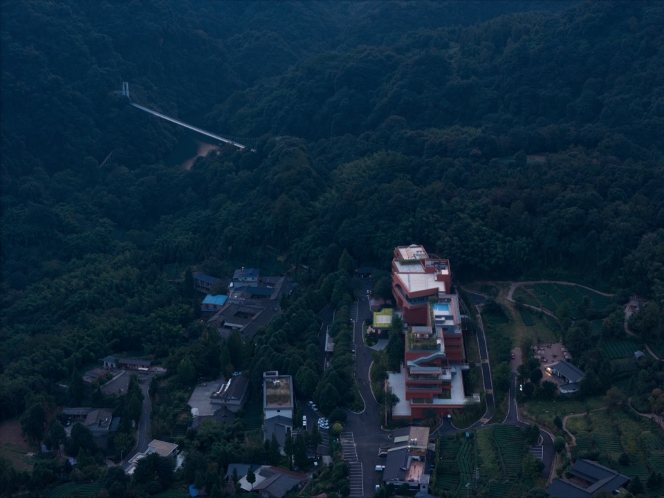 Danling Lao e Mountain Resort China by epos architecture