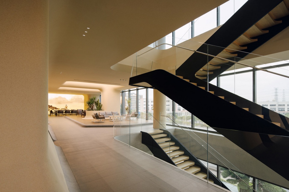 higold by e studio