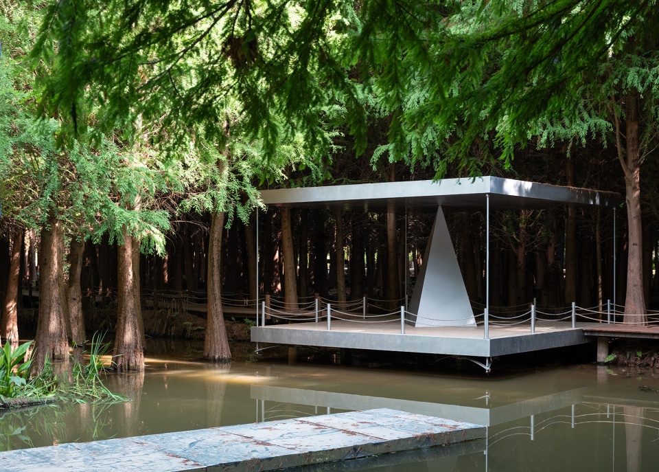 three pavilions of laoyu river by space strategy shanghai