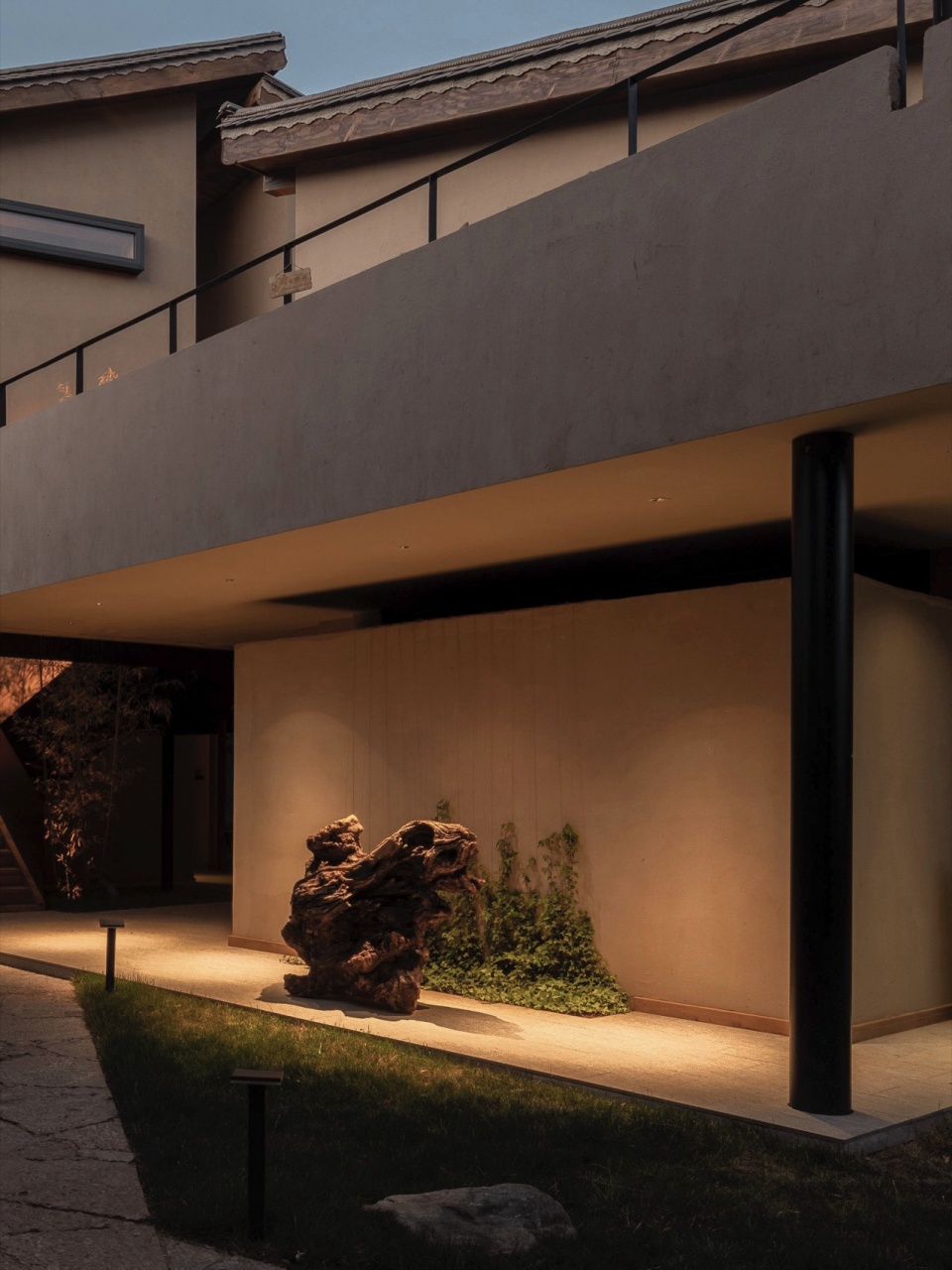 The Deep Green Hostel