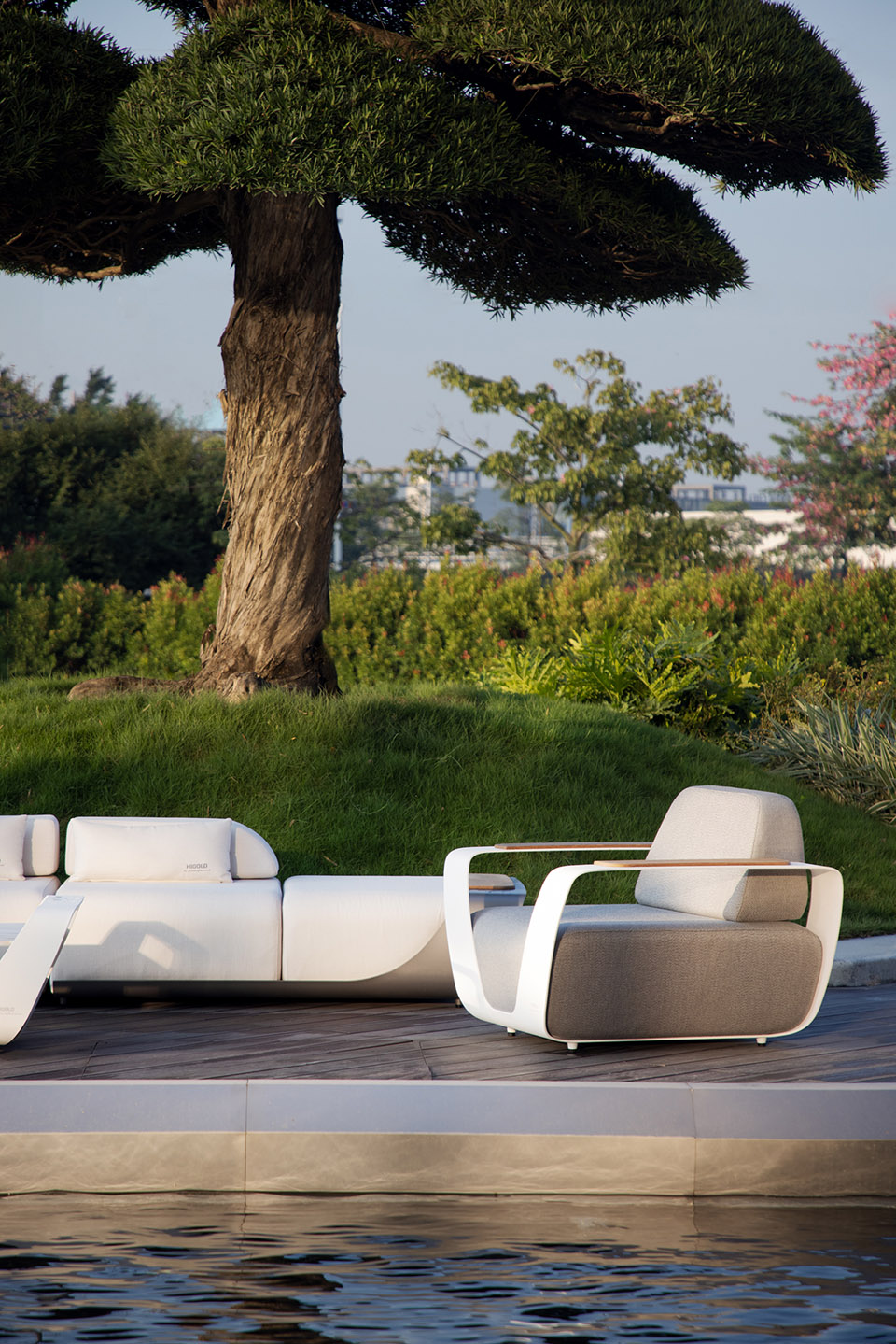 higold by e studio