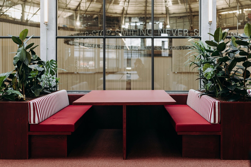 winter circus by oyo architects