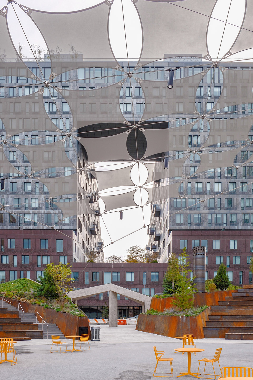 domino square by studio cadena