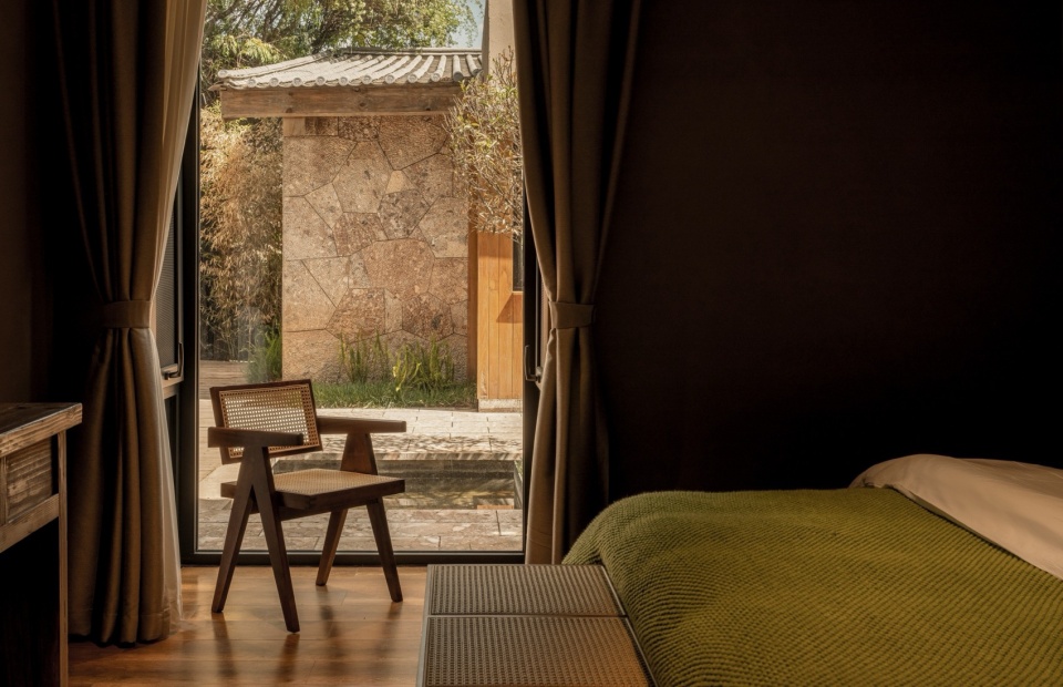 The Deep Green Hostel
