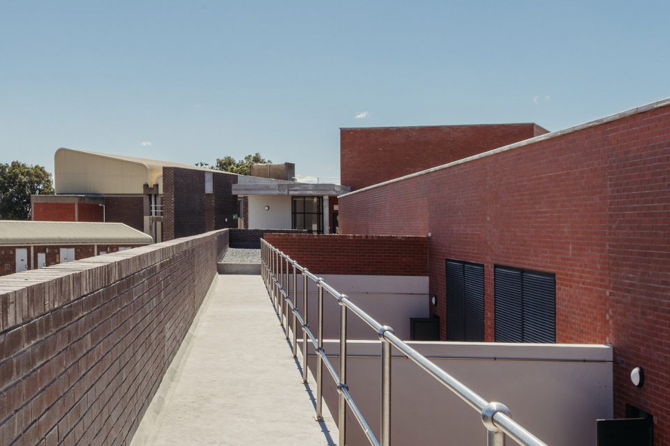blower house by salt architects