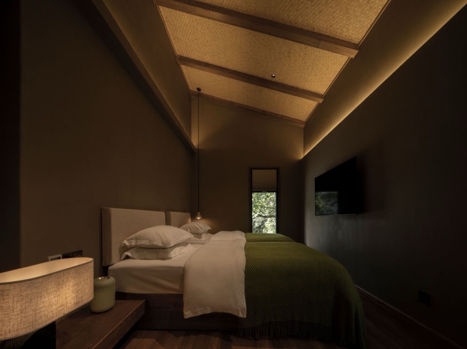 The Deep Green Hostel