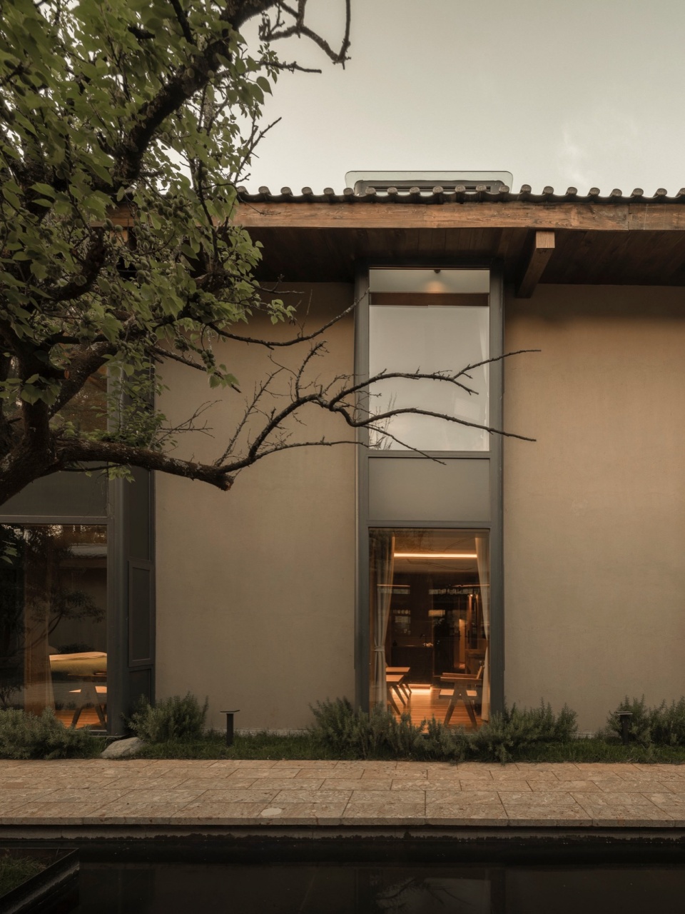 The Deep Green Hostel