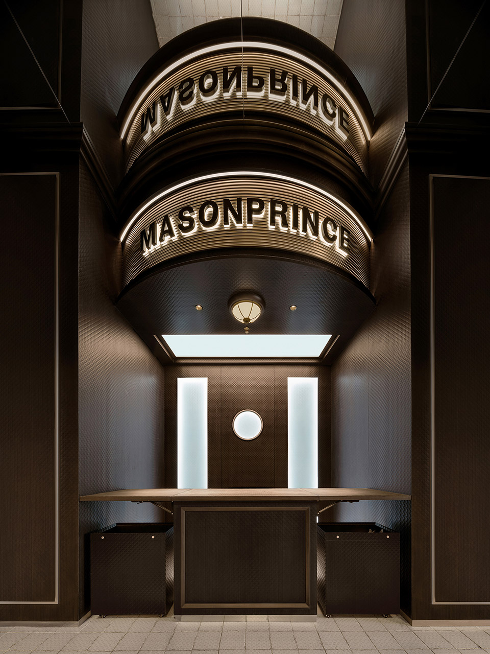 masonprince yongqingfang store by tomo design