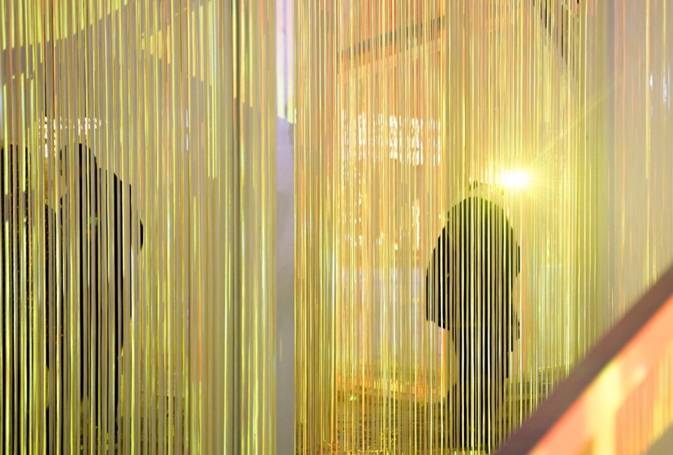 ©space10 ice lake art installation the white flame by space10 拷贝