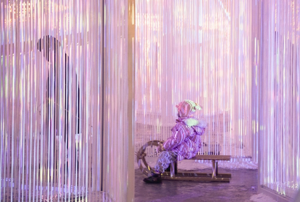 ©space10 ice lake art installation the white flame by space10 拷贝