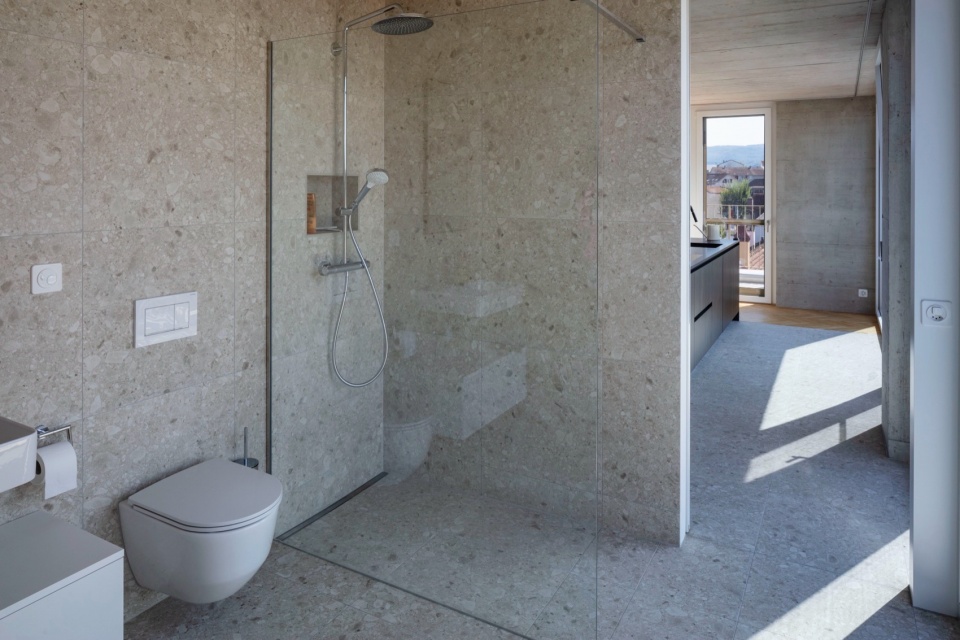 卫生间 Bathroom ©Niklaus Spoerri