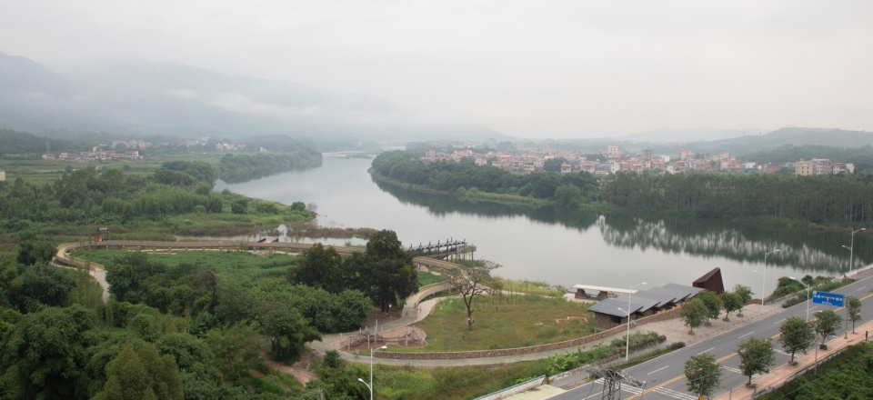 桂头湿地公园,旨在为当地居民提供一个与自然共生的公共空间 guitou town wetland park