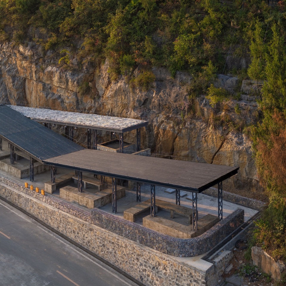 市场赋予了采石场新生 The market gives new life to the quarry 摄影:DONG 建筑影像
